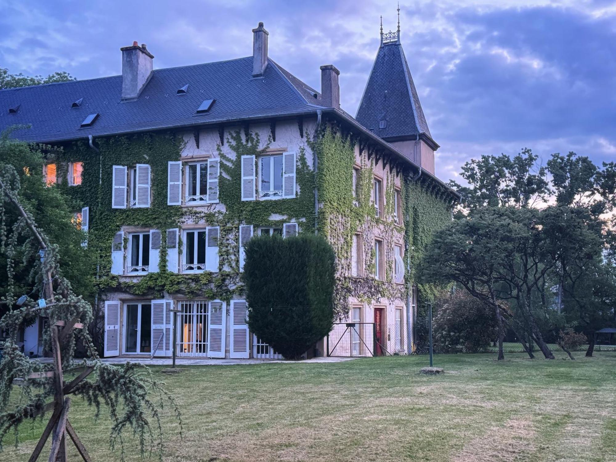 Chateau De Logne Au Coeur De La Moselle Ay-sur-Moselle المظهر الخارجي الصورة